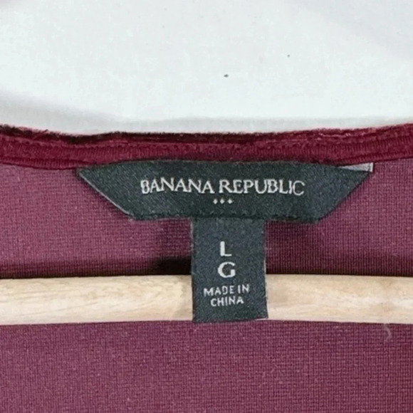 Banana Republic Vneck Velvet  Wrap Top - Picture 8 of 12